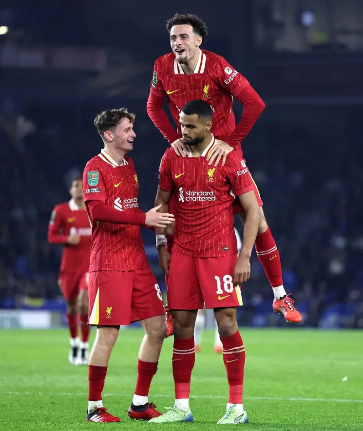 里尔迎欧联关键赛,转会期手感冰凉,引发热议,训练强度明显提升(蛙泳swolf值对照表1000米混合泳) 里尔迎欧联关键赛,转会期手感冰凉,引发热议,训练强度明显提升(蛙泳swolf值对照表1000米混合泳)