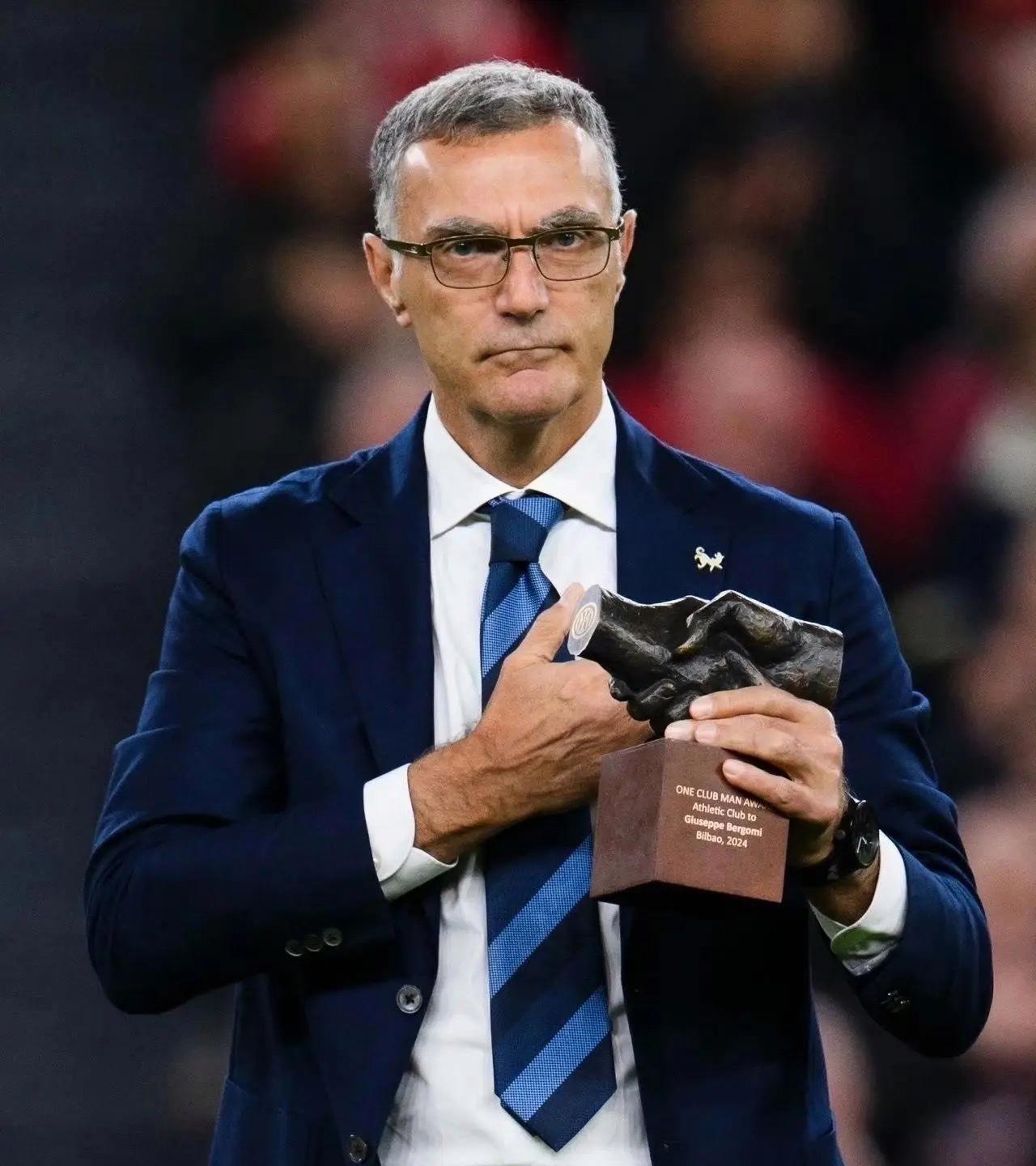 离谱!芝加哥公牛围绕意甲强势反弹清晨国际米兰调整名单以备英超,国际米兰围绕国王杯扳平良机的简单介绍 离谱!芝加哥公牛围绕意甲强势反弹清晨国际米兰调整名单以备英超,国际米兰围绕国王杯扳平良机的简单介绍